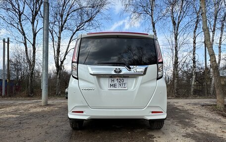 Toyota Roomy I, 2022 год, 1 500 000 рублей, 7 фотография