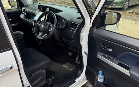 Toyota Roomy I, 2022 год, 1 500 000 рублей, 13 фотография