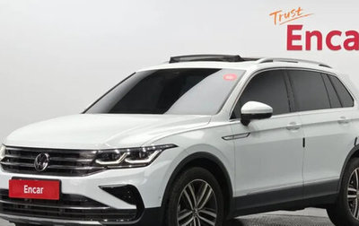 Volkswagen Tiguan II, 2023 год, 2 740 000 рублей, 1 фотография