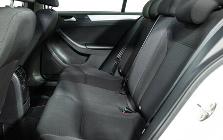 Volkswagen Jetta VI, 2017 год, 1 599 700 рублей, 10 фотография