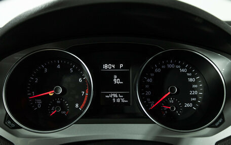 Volkswagen Jetta VI, 2017 год, 1 599 700 рублей, 12 фотография