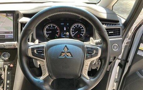 Mitsubishi Delica D:5 I, 2023 год, 3 050 000 рублей, 7 фотография