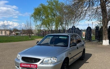 Hyundai Accent II, 2005 год, 340 000 рублей, 2 фотография