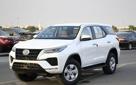 Toyota Fortuner II, 2026 год, 5 000 000 рублей, 1 фотография