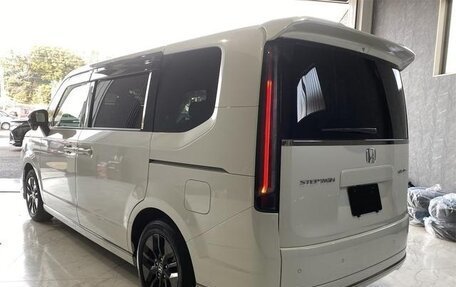 Honda Stepwgn, 2022 год, 2 350 272 рублей, 7 фотография