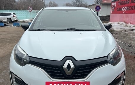 Renault Kaptur I рестайлинг, 2018 год, 1 200 000 рублей, 3 фотография