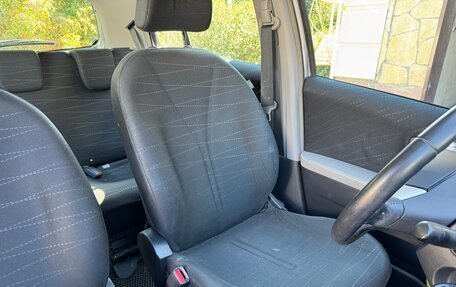 Toyota Yaris III рестайлинг, 2008 год, 550 000 рублей, 11 фотография