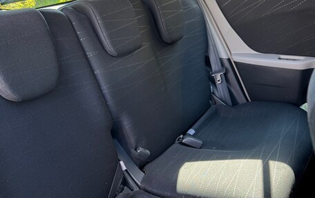 Toyota Yaris III рестайлинг, 2008 год, 550 000 рублей, 12 фотография