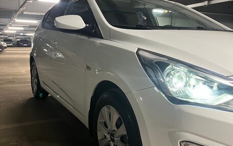 Hyundai Solaris II рестайлинг, 2016 год, 1 350 000 рублей, 5 фотография