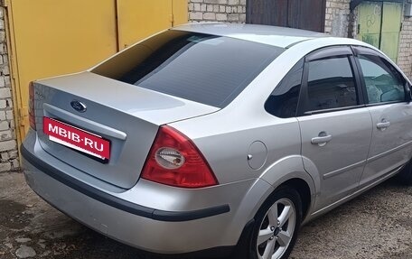 Ford Focus II рестайлинг, 2005 год, 440 000 рублей, 3 фотография