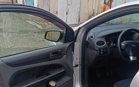 Ford Focus II рестайлинг, 2005 год, 440 000 рублей, 16 фотография