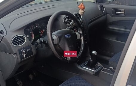 Ford Focus II рестайлинг, 2005 год, 440 000 рублей, 15 фотография