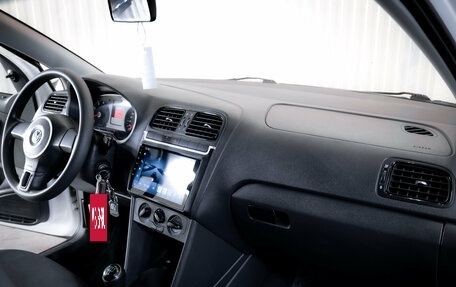 Volkswagen Polo VI (EU Market), 2013 год, 690 000 рублей, 17 фотография