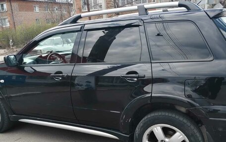 Mitsubishi Outlander III рестайлинг 3, 2006 год, 700 000 рублей, 6 фотография