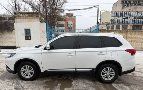 Mitsubishi Outlander III рестайлинг 3, 2019 год, 2 170 000 рублей, 1 фотография