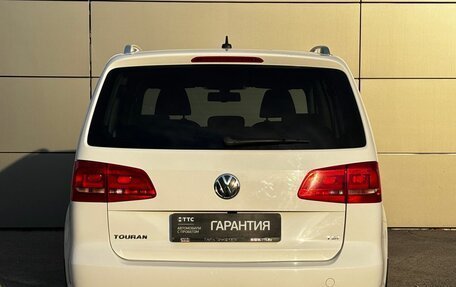 Volkswagen Touran III, 2011 год, 1 155 000 рублей, 6 фотография