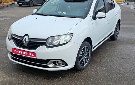 Renault Logan II, 2017 год, 520 000 рублей, 1 фотография