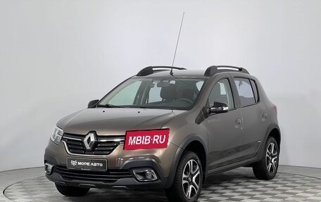 Renault Sandero II рестайлинг, 2022 год, 1 550 000 рублей, 1 фотография