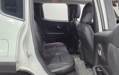 Jeep Renegade I рестайлинг, 2022 год, 1 731 000 рублей, 10 фотография