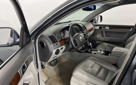 Volkswagen Touareg III, 2006 год, 1 030 000 рублей, 9 фотография