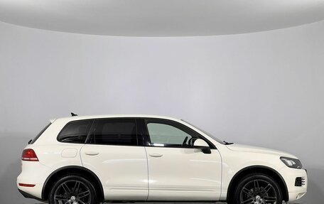 Volkswagen Touareg III, 2010 год, 1 980 000 рублей, 4 фотография