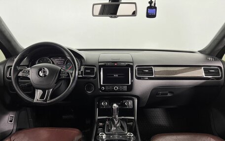 Volkswagen Touareg III, 2010 год, 1 980 000 рублей, 14 фотография