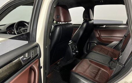 Volkswagen Touareg III, 2010 год, 1 980 000 рублей, 10 фотография