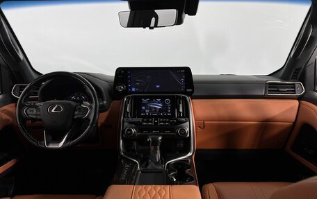 Lexus LX, 2022 год, 16 999 000 рублей, 16 фотография