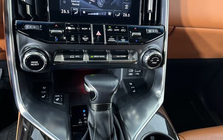 Lexus LX, 2022 год, 16 999 000 рублей, 18 фотография