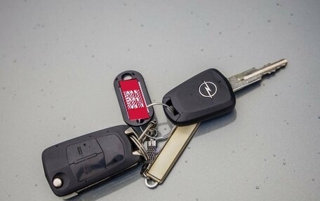 Opel Antara I, 2013 год, 1 390 000 рублей, 14 фотография