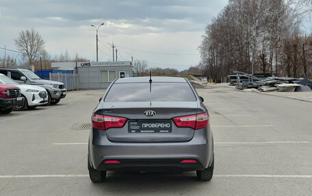 KIA Rio III рестайлинг, 2014 год, 915 000 рублей, 7 фотография