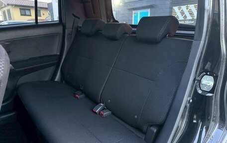 Toyota bB II рестайлинг, 2013 год, 730 000 рублей, 14 фотография