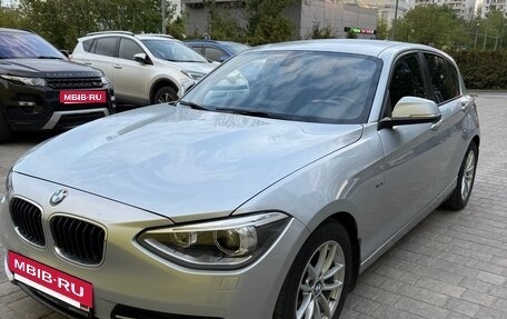 BMW 1 серия, 2011 год, 1 300 000 рублей, 3 фотография