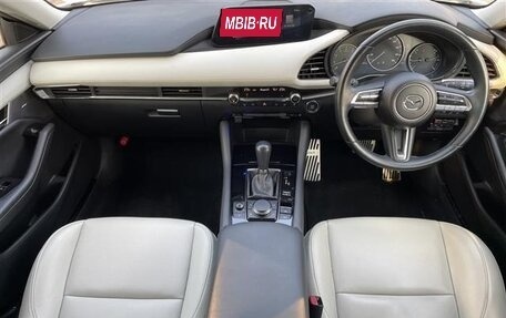 Mazda 3, 2022 год, 1 208 000 рублей, 8 фотография