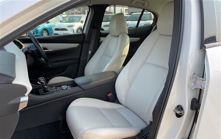 Mazda 3, 2022 год, 1 208 000 рублей, 17 фотография