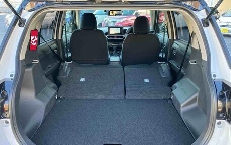 Daihatsu Rocky, 2022 год, 1 176 000 рублей, 28 фотография