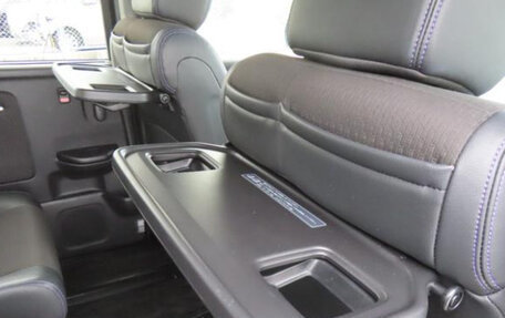 Honda Stepwgn IV, 2022 год, 1 850 000 рублей, 17 фотография