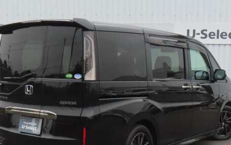 Honda Stepwgn IV, 2022 год, 1 850 000 рублей, 7 фотография