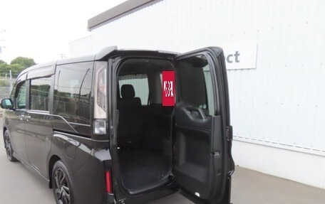 Honda Stepwgn IV, 2022 год, 1 850 000 рублей, 8 фотография