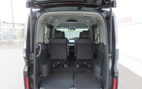 Honda Stepwgn IV, 2022 год, 1 850 000 рублей, 19 фотография