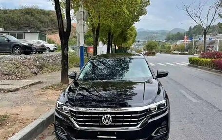 Volkswagen Passat B8 рестайлинг, 2019 год, 1 390 000 рублей, 2 фотография