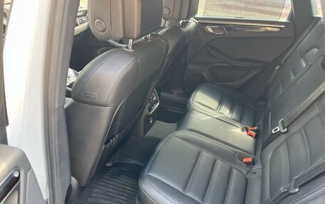 Porsche Macan I рестайлинг, 2023 год, 7 227 000 рублей, 11 фотография