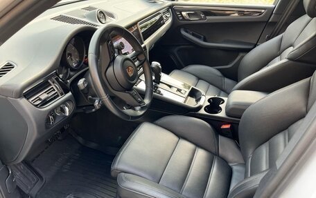 Porsche Macan I рестайлинг, 2023 год, 7 227 000 рублей, 10 фотография