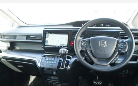 Honda Stepwgn IV, 2022 год, 1 960 000 рублей, 8 фотография