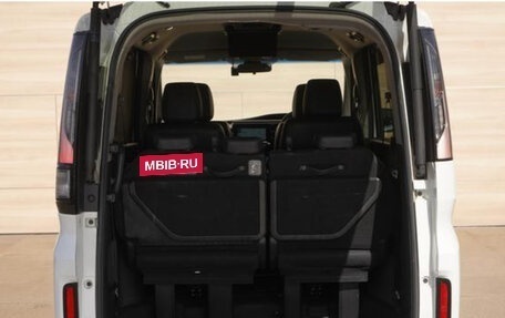 Honda Stepwgn IV, 2022 год, 1 960 000 рублей, 20 фотография