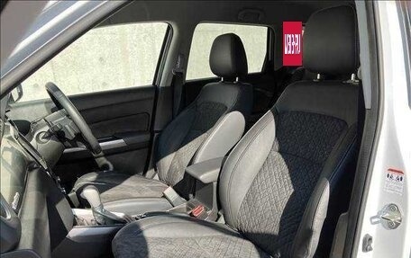 Suzuki Escudo IV, 2023 год, 1 620 000 рублей, 12 фотография