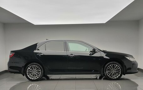 Toyota Camry, 2017 год, 2 451 000 рублей, 3 фотография
