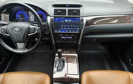 Toyota Camry, 2017 год, 2 451 000 рублей, 8 фотография