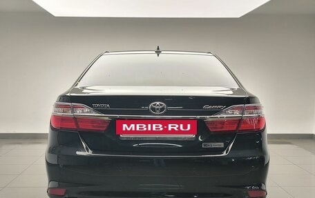 Toyota Camry, 2017 год, 2 451 000 рублей, 5 фотография