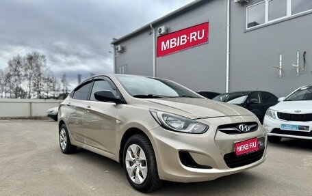 Hyundai Solaris II рестайлинг, 2011 год, 655 000 рублей, 1 фотография